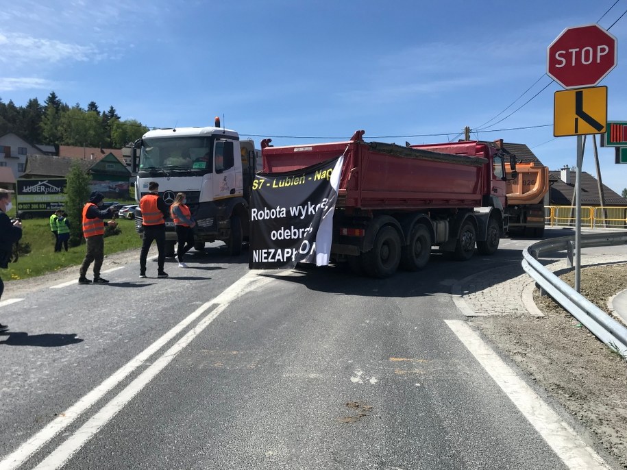 Podwykonawcy blokują drogę /Marek Wiosło /RMF FM