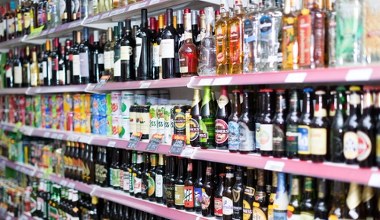 Podwyżka akcyzy na alkohol. "Chcemy, aby całość tych dochodów trafiła do NFZ"