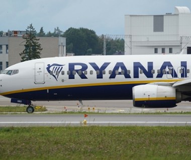 Podwyżka opłat za bagaż podręczny nielegalna? Ryanair przegrywa w sądzie z pasażerką