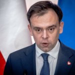 Podwyżka progu podatkowego? Domański jasno