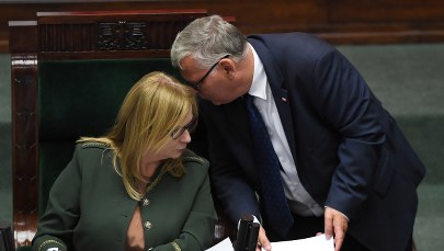 Podwyżki dla polityków. Sejm przyjął zmiany w prawie