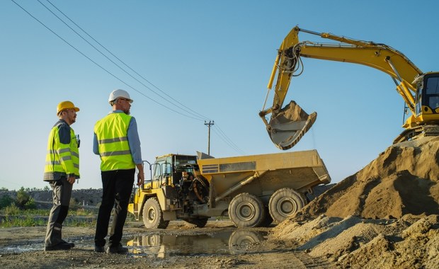 Podwyższona radioaktywność gleby. Czesi wstrzymali budowę drogi do granicy z Polską