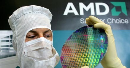 Podział AMD jest reakcją na pogłębiający się kryzys w firmie /AFP