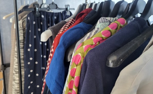 "Podziel się ubraniem na zimę". Akcja na Uniwersytecie Przyrodniczym w Poznaniu