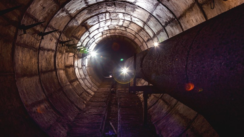 Podziemne tunele mają znajdować się pod stolicą Dolnego Śląska /123RF/PICSEL