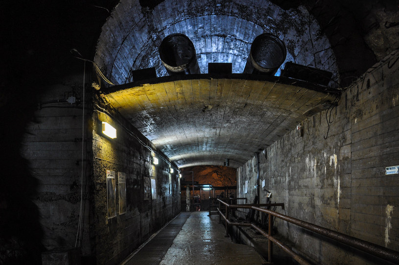 Podziemne tunele w kompleksie Osówka /123RF/PICSEL