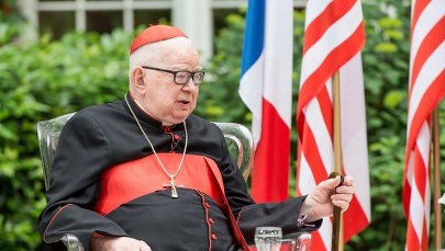 Poeta oskarżał kard. Gulbinowicza o molestowanie. Śledztwa nie będzie