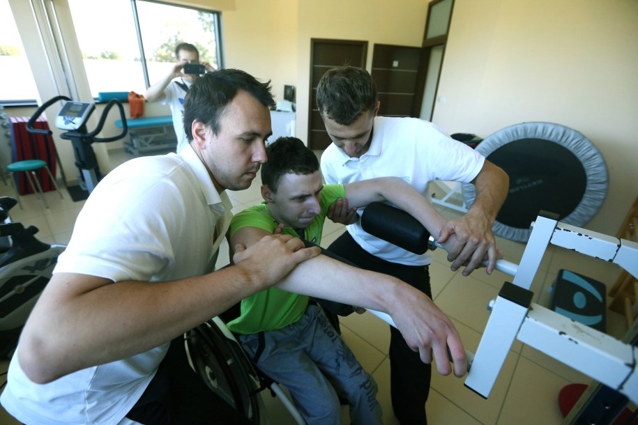 Pogarsza się dostęp do rehabilitacji leczniczej / 	Tomasz Gzell   (PAP) /PAP