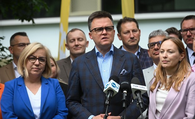 ​Pogłębia się chaos w Polsce 2050. Co chce osiągnąć Hołownia?