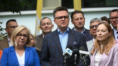 Pogłębia się chaos w Polsce 2050. Co chce osiągnąć Szymon Hołownia?