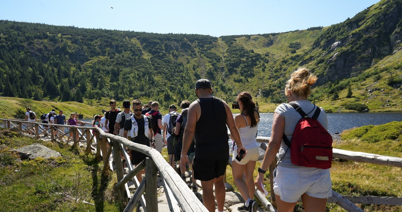 Pogoda w czwartek będzie bardzo spokojna i słoneczna. Nie wydano żadnych alertów IMGW. Burze możliwe będą tylko w Tatrach i lokalnie w Bieszczadach /Tomasz Pietrzyk / Agencja Wyborcza.pl /