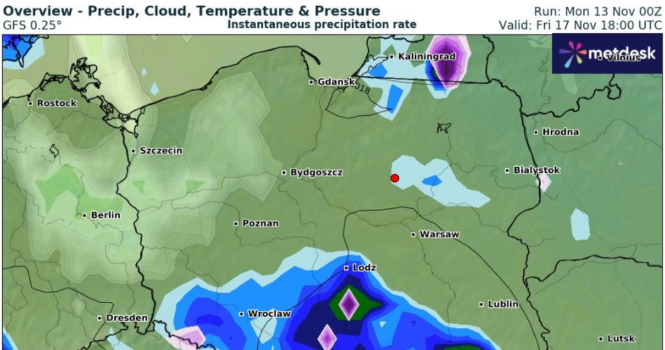 Pogoda w piątek także będzie wymagająca. Oprócz zachmurzenia i opadów deszczu w wielu miejscach może też padać deszcz ze śniegiem i śnieg /wxcharts