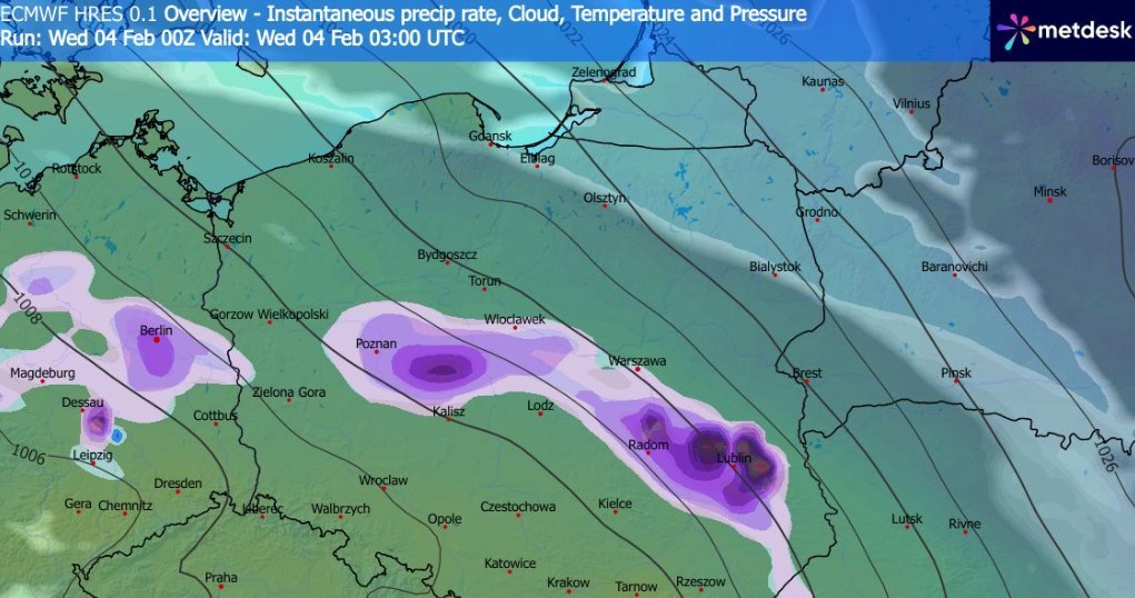 Pogoda w Polsce będzie zróżnicowana. Na południu trzeba uważać na marznące opady deszczu i mżawki /WXCharts /