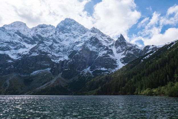 Pogoda w Tatrach na długi weekend. TOPR ostrzega /@yanishevska /Shutterstock