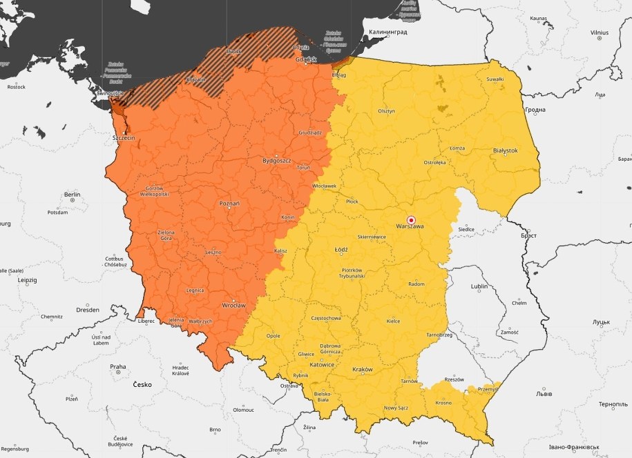 Pogodowa mapa IMGW. Na żółto i pomarańczowo zaznaczono ostrzeżenia przed silnym wiatrem. /METEO IMGW-PIB /Serwis map meteorologicznych /