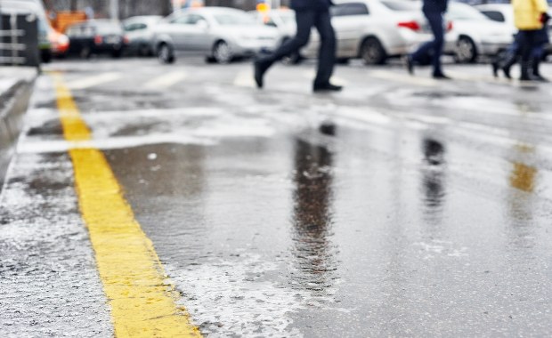 Pogodowej huśtawki ciąg dalszy. Uwaga na oblodzenia!