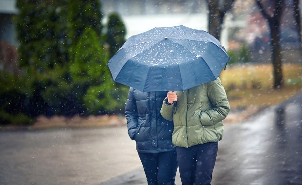 Pogodowy rollercoaster. Na północy śnieg, na południu 16 stopni