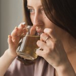 Pogromca kaszlu i kataru. Ziołowy klasyk z babcinej apteczki działa błyskawicznie