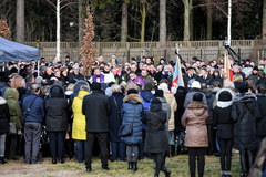 Pogrzeb 15-latek, które zginęły w escape roomie w Koszalinie