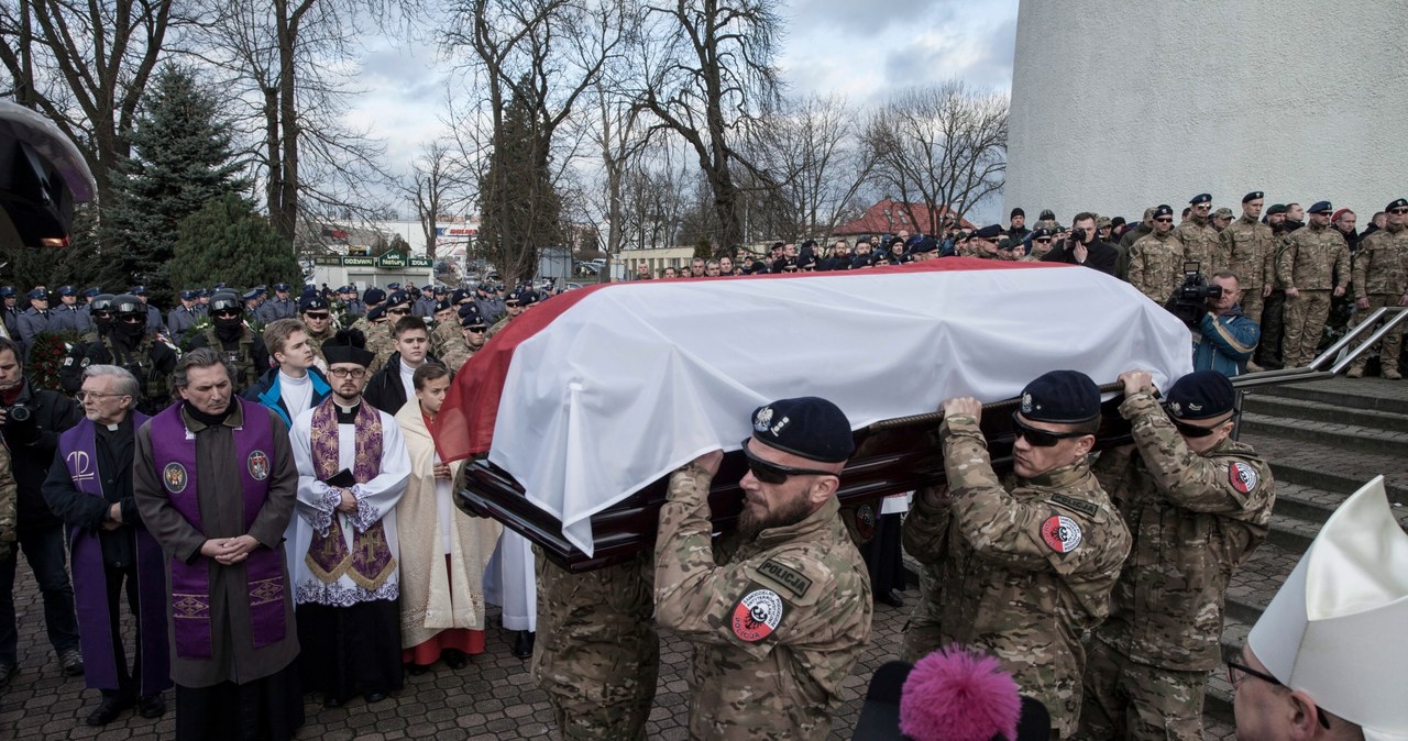 Pogrzeb antyterrorysty w Oleśnicy. Zginął podczas akcji w Wiszni Małej 