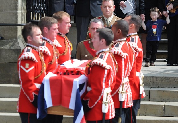 Pogrzeb brytyjskiego żołnierza /PETER POWELL   /PAP/EPA