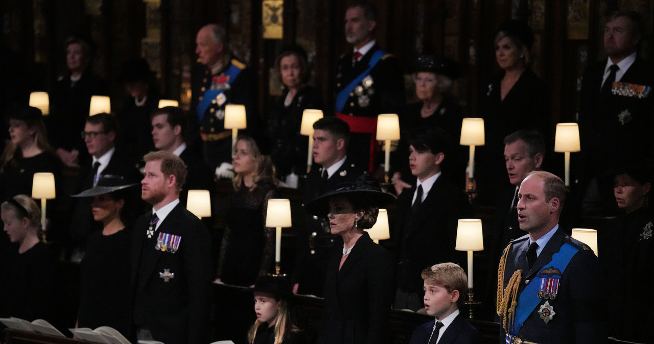 Pogrzeb Elżbiety II. Harry i William zakopali topór wojenny /VICTORIA JONES/AFP /Getty Images
