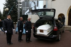 Pogrzeb Heleny Kmieć, wolontariuszki zamordowanej w Boliwii