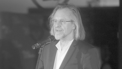 Pogrzeb Jana A.P. Kaczmarka w Krakowie. Podano szczegóły uroczystości