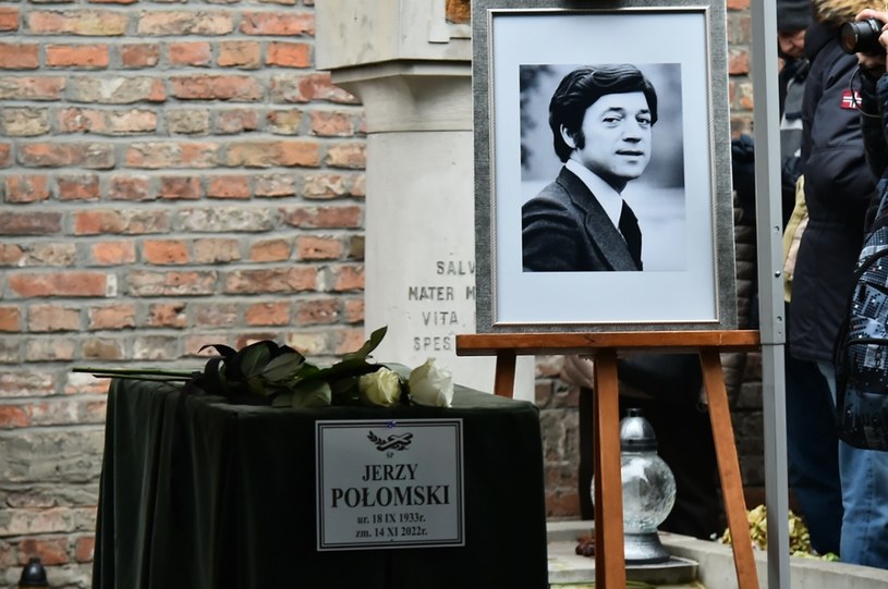Pogrzeb Jerzego Połomskiego /Artur Zawadzki /Reporter