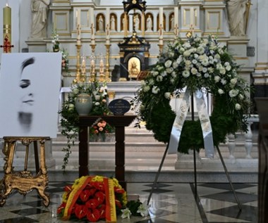 Pogrzeb Joanny Kołaczkowskiej. Kto przyszedł pożegnać wybitną artystkę?
