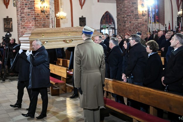 Pogrzeb Jolanty Szczypińskiej / 	Adam Warżawa    /PAP