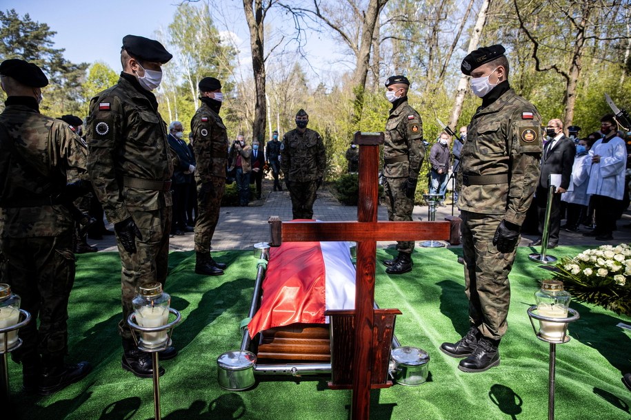 Pogrzeb Krystyny Łybackiej /Paweł Jaskółka /PAP