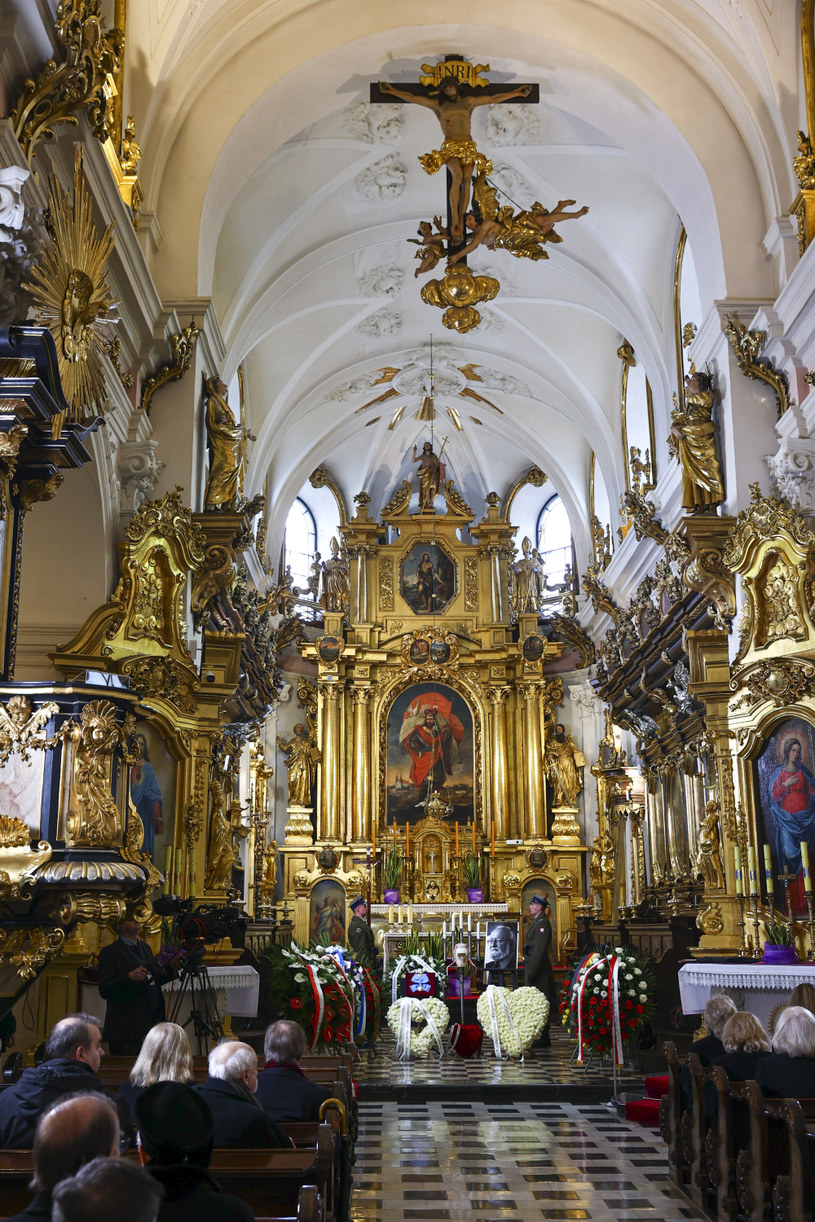 Pogrzeb Krzysztofa Pendereckiego. W kościele św. Floriana w Krakowie została wystawiona urna z prochami /AKPA