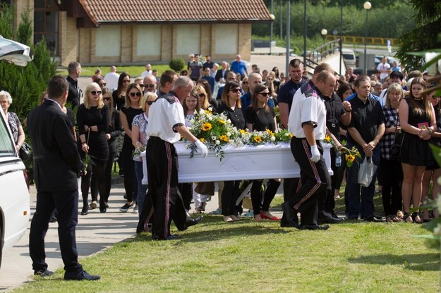 Pogrzeb Magdaleny Żuk, która zmarła 30 kwietnia w egipskim szpitalu /Aleksander Koźmiński /PAP