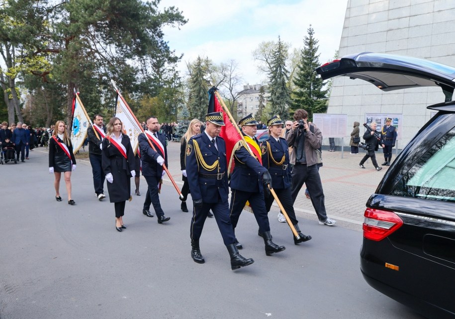 Pogrzeb pisarza Wiesława Myśliwskiego na Powązkach Wojskowych w Warszawie, 17 kwietnia 2026 /Wojciech Olkusnik/East News/  /East News