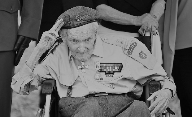 Pogrzeb prof. Wojciecha Narębskiego - ostatniego spod Monte Cassino 