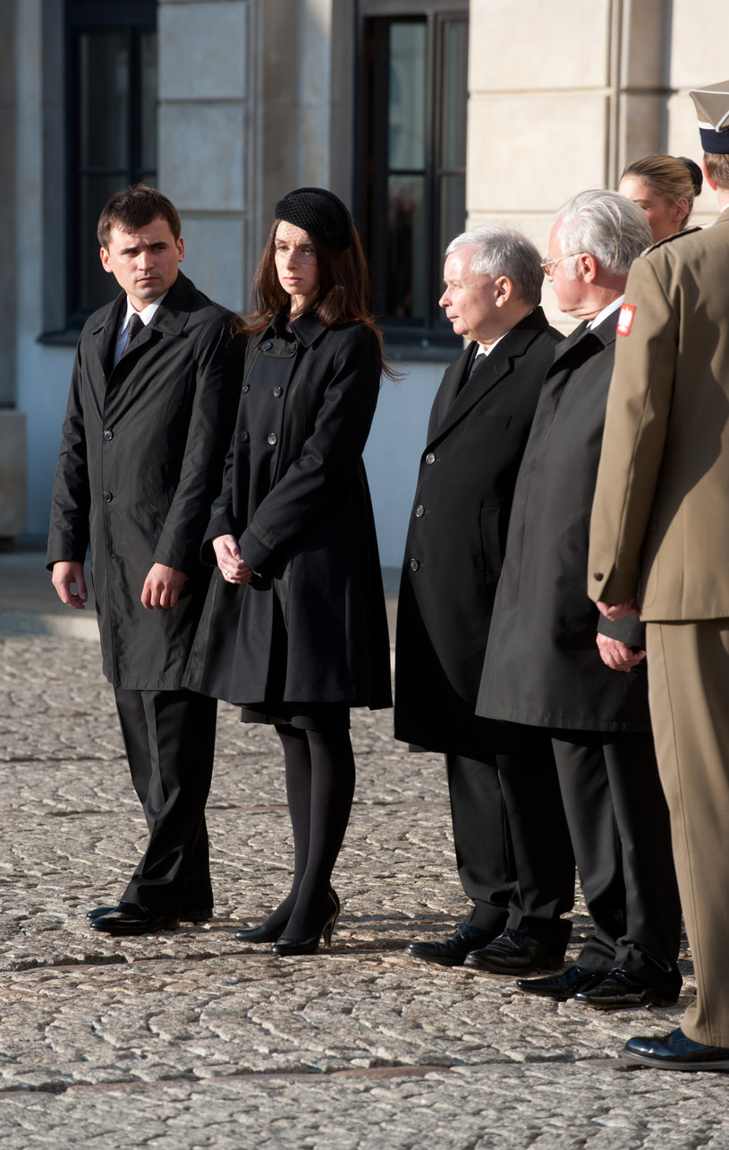Pogrzeb rodziców był dla niej traumatycznym przeżyciem /Jarosław Antoniak /MWMedia