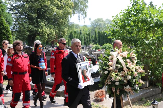 Pogrzeb Wojciecha Wiejaka. Uroczystość pogrzebowa miała charakter świecki /Józef Polewka /RMF FM