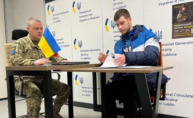Pojadą na wojnę walczyć o Ukrainę. Wstąpili do Legionu Ukraińskiego
