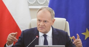 "Pojawiła się paskudna narracja...". Tusk o bezpieczeństwie paliwowym Polski