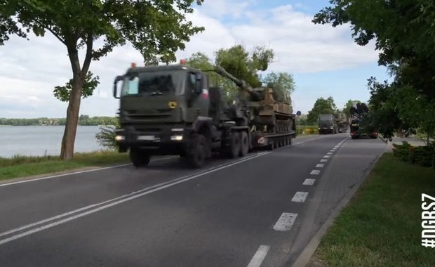 Pojazdy wojskowe na drogach. Apel armii o niepublikowanie zdjęć