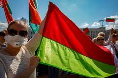 Pokaz siły reżimu. Manifestacja poparcia dla Łukaszenki