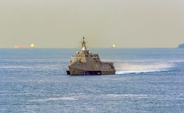 "Pokaz siły" USA na morzu? Rozważają "demonstrację precyzyjnego uderzenia"