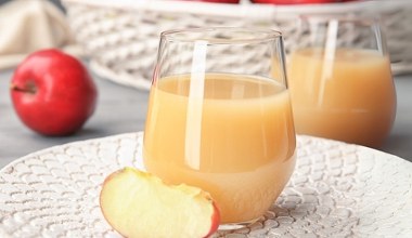 Póki owoce są najbardziej aromatyczne, zrób domowy sok. Wspiera odporność i układ krążenia 