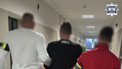 Pokłócił się z pieszymi na pasach. Zawrócił i wjechał w nich