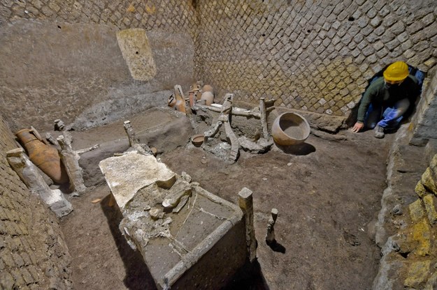 Pokój niewolników odkryty w Pompejach /CIRO FUSCO /PAP/EPA