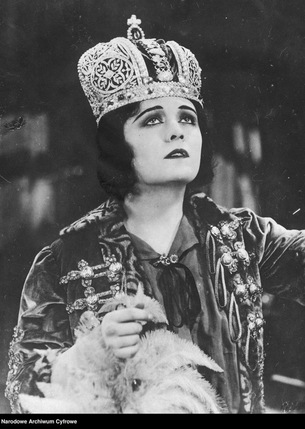 Pola Negri jako caryca Katarzyna w "Cesarzowej" /Fot. Narodowe Archiwum Cyfrowe