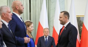 Polacy bardziej krytyczni wobec Sejmu, a co z prezydentem? Nowy sondaż CBOS
