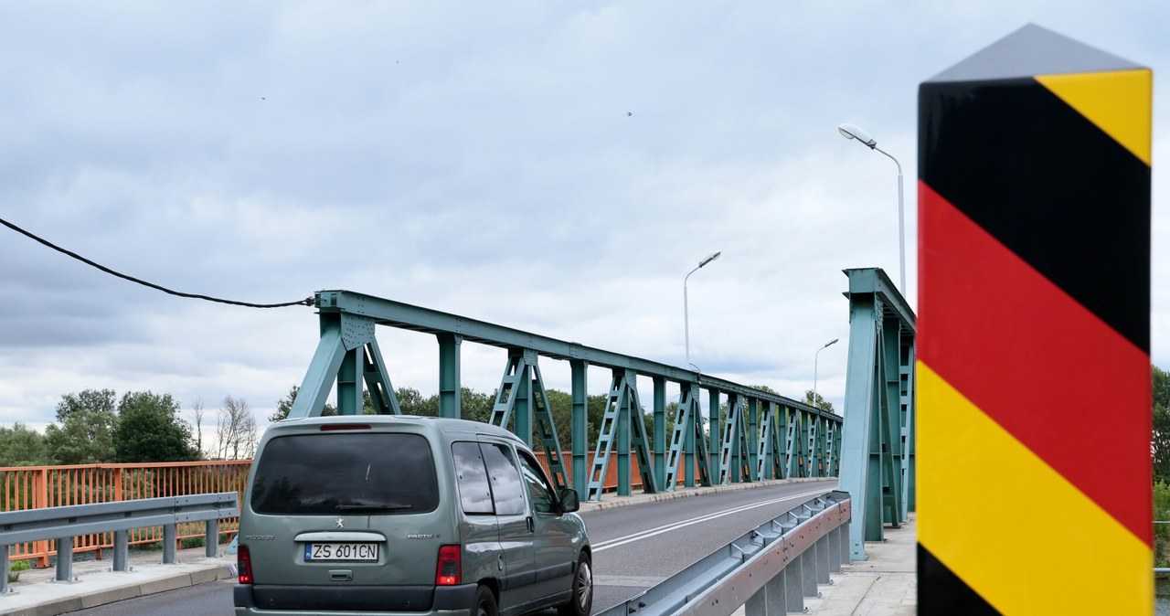 Polacy coraz częściej opuszczają Niemcy /Anita Walczewska/East News /East News