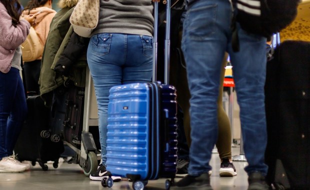 Polacy dali popis na lotnisku. Wymarzony urlop skończył się jeszcze przed odlotem